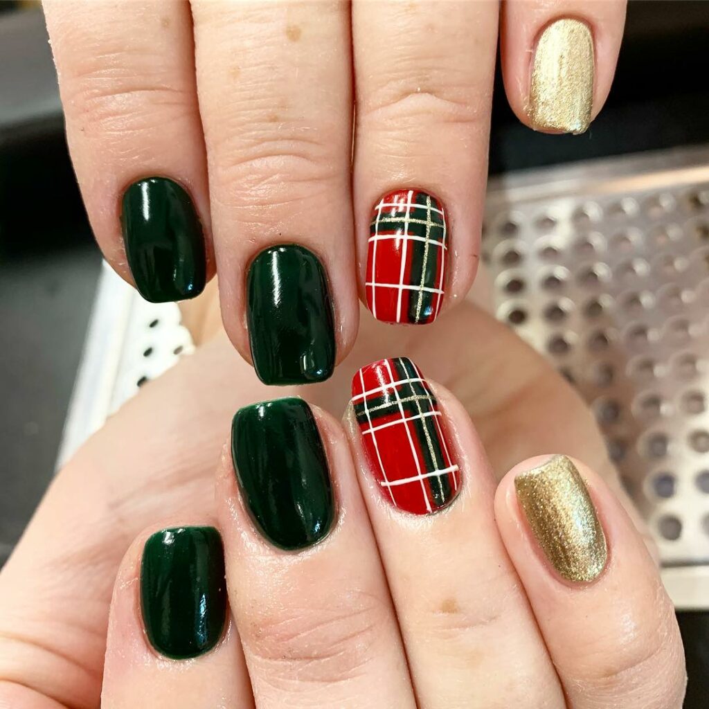 Red and green stripes Christmas nails with gold