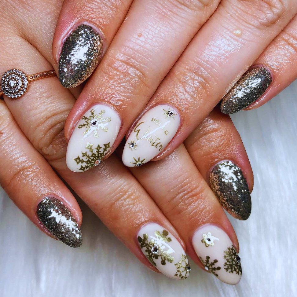 Silver frost and golden snowflakes Christmas winter nail design