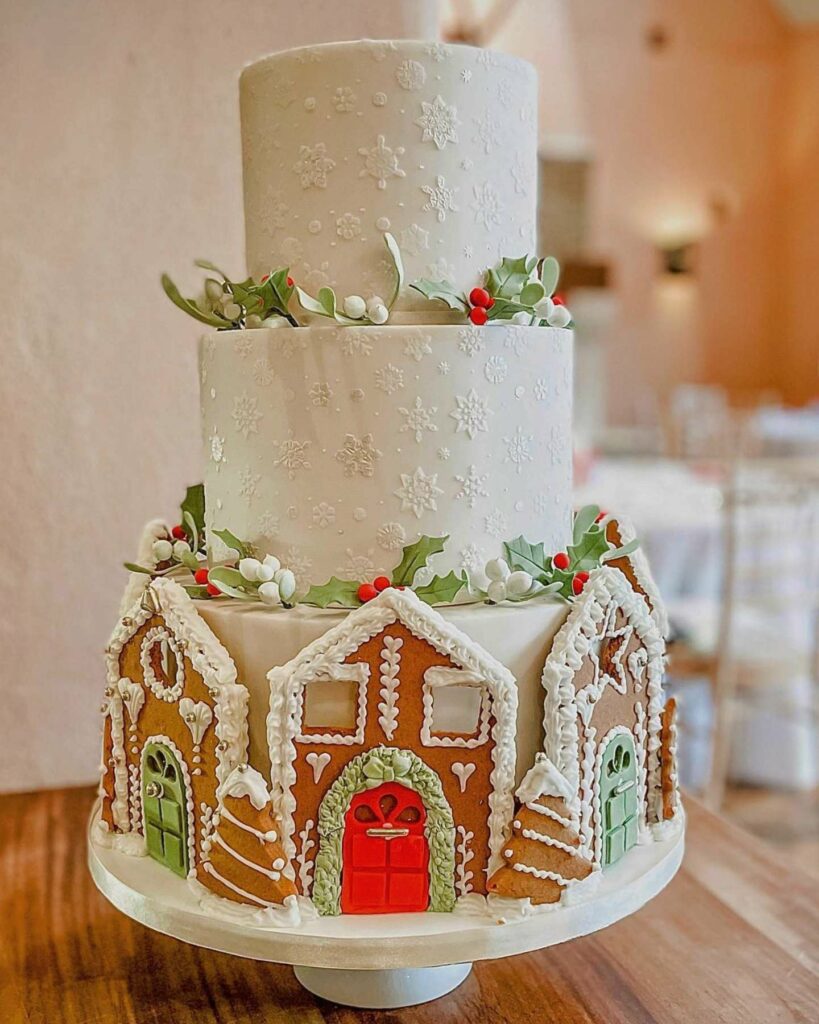 gingerbread snowflake Christmas inspired winter wedding cake