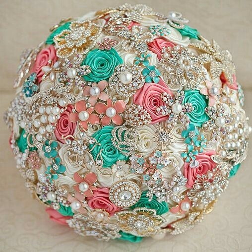 pink and turquise brooch golden bouquet