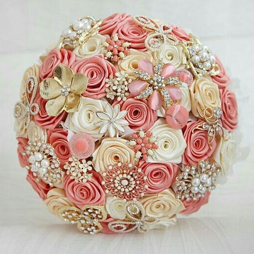 pink and white pearls and golden jewels brooch bouquet