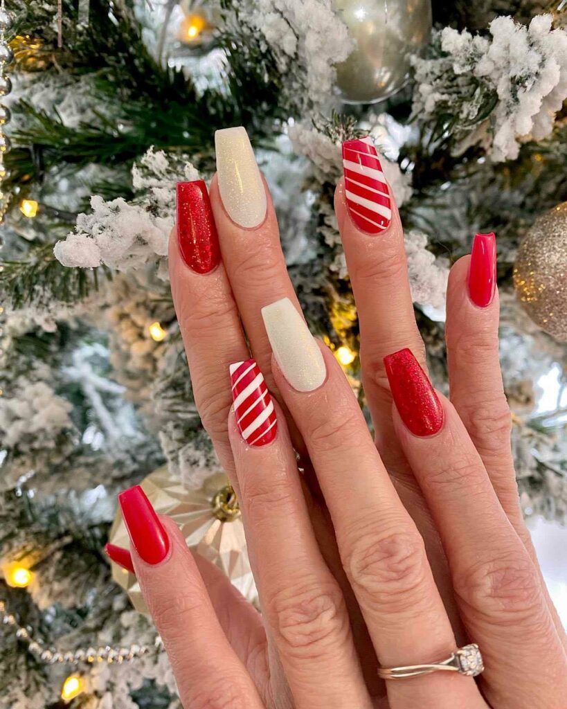 red and golden simple Christmas nail art