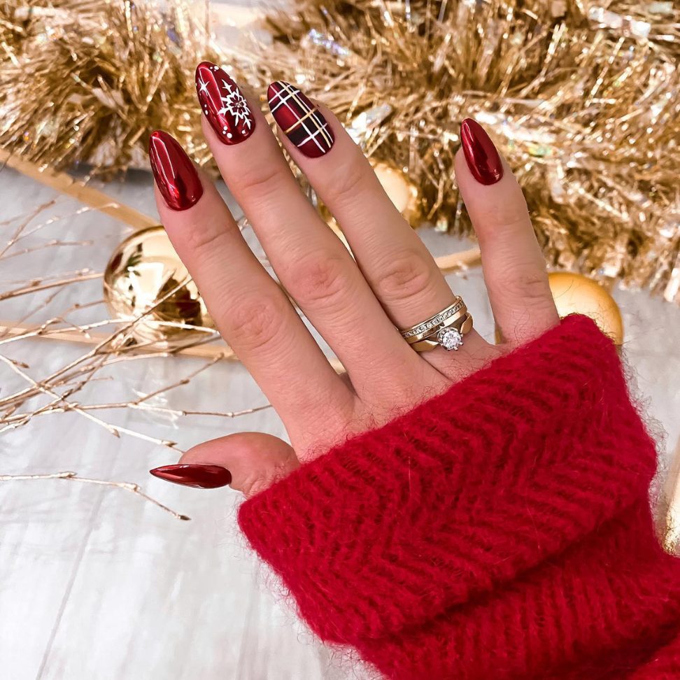 red shiny Christmas winter theme nails art
