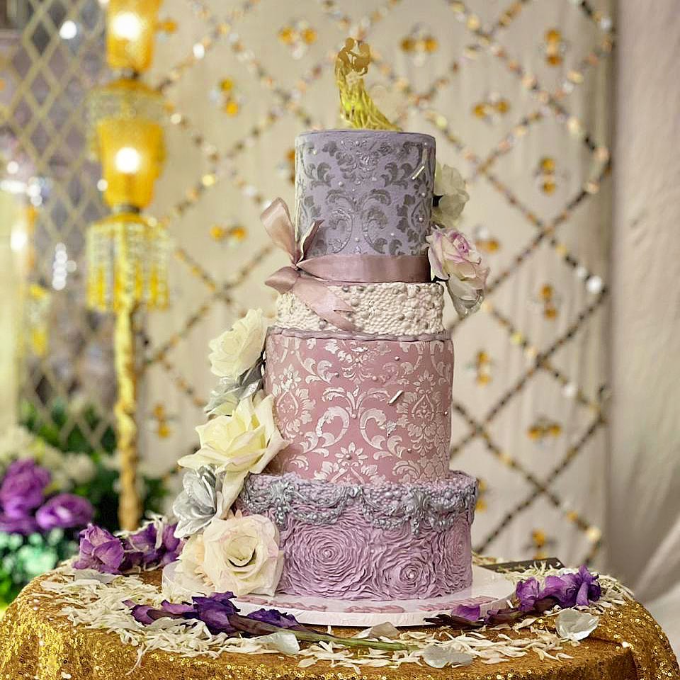 lilac three tired pearl ombre wedding cake