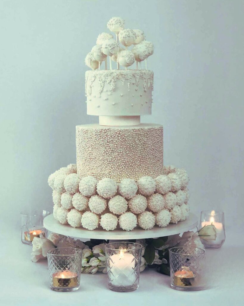 pearl cake with wedding cake pops