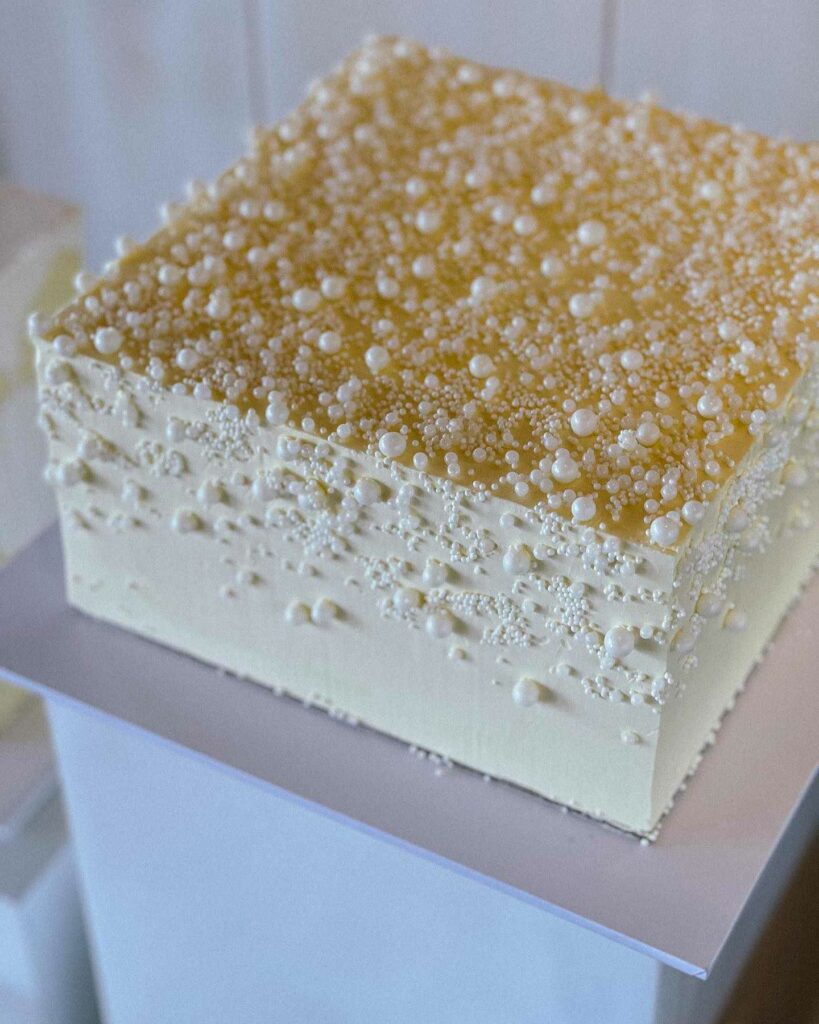 pearl minimal square wedding cake