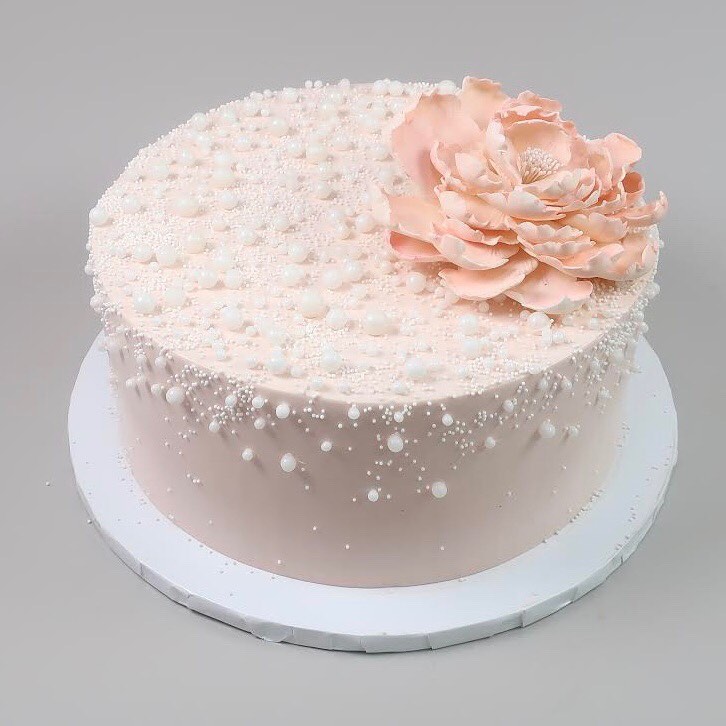sugar pearl and sugar flower blush wedding cake