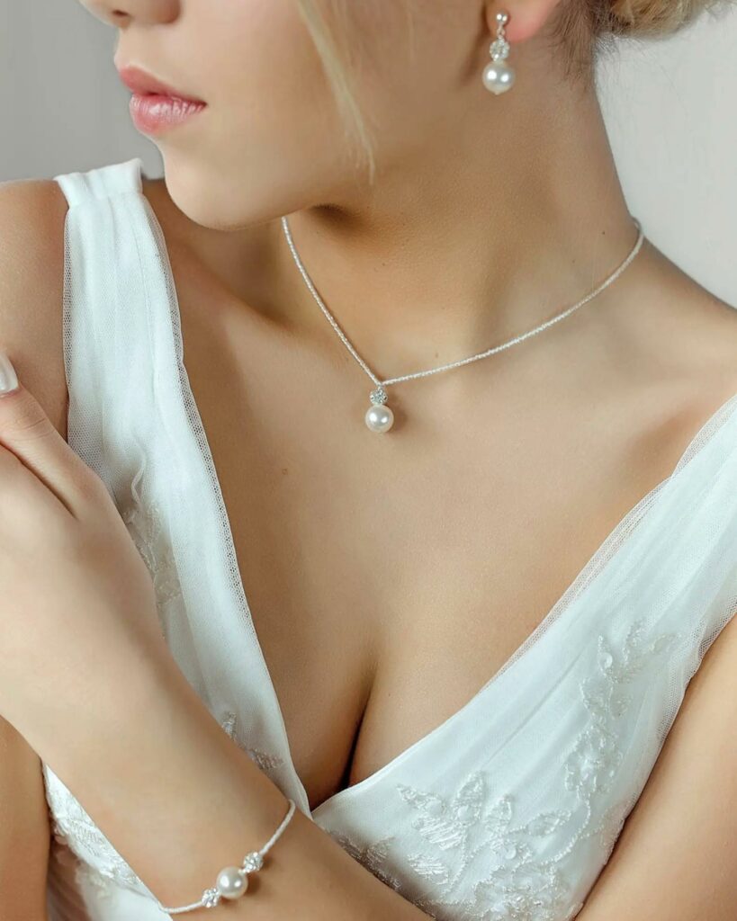 pearl beads bridal necklace with silver chain