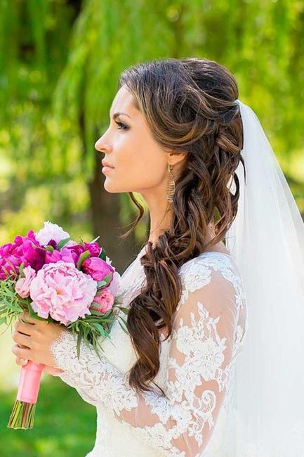 side swept wedding hairstyle for long hair with veil