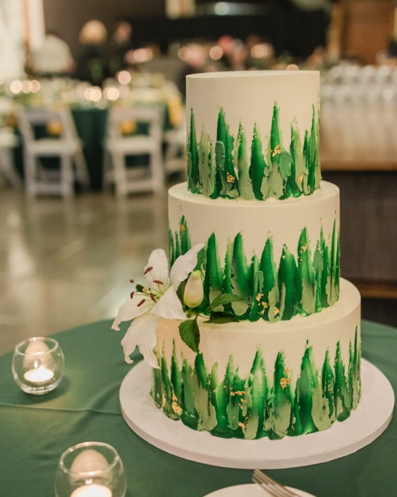 edible green and gold leaf butter cream with vanilla wedding cake