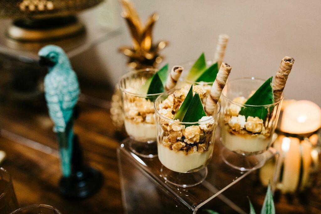 green and gold pineapple dessert table decor ideas